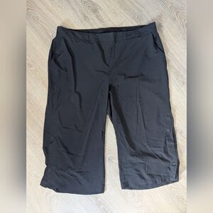 Penningtons Active Zone Women's Plus 3X Track Pants Capri's‎